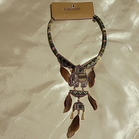 GIRASOL Large ethnic necklace with beads and feathers - Picture 1 of 4